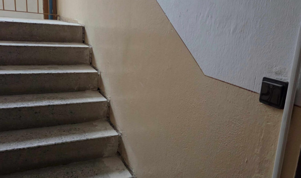 Aktuálne realizované - Rekonštrukcia interiéru BD Dénešova 41, 43