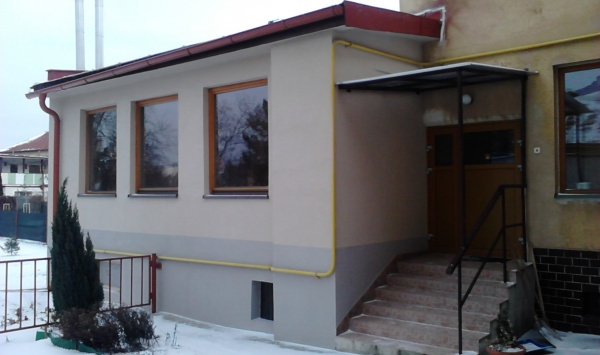 Obnova fasády, vonkajšieho schodiska a interiéru na ulici Slovenskej jednoty (Prvá etapa)